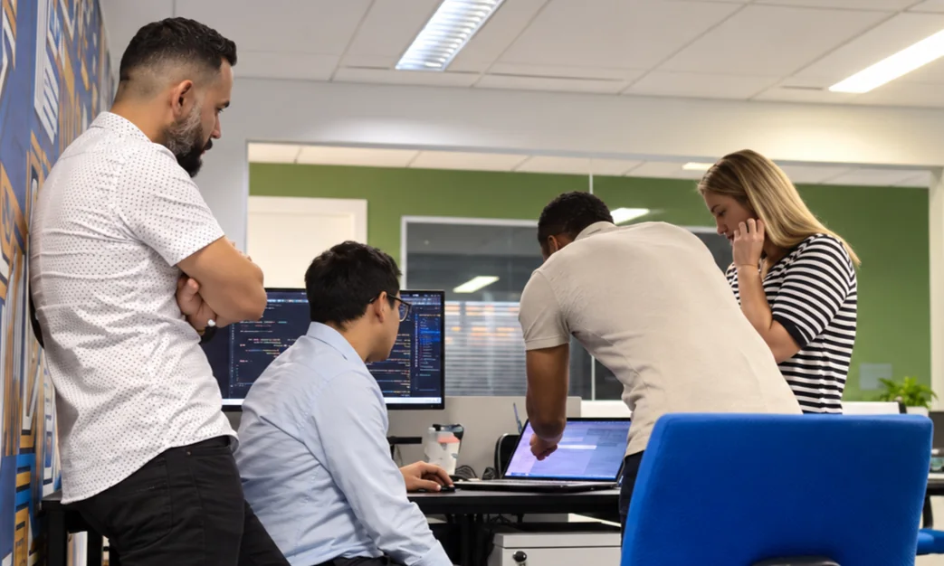 Ramon e equipe priorizando o trabalho em conjunto